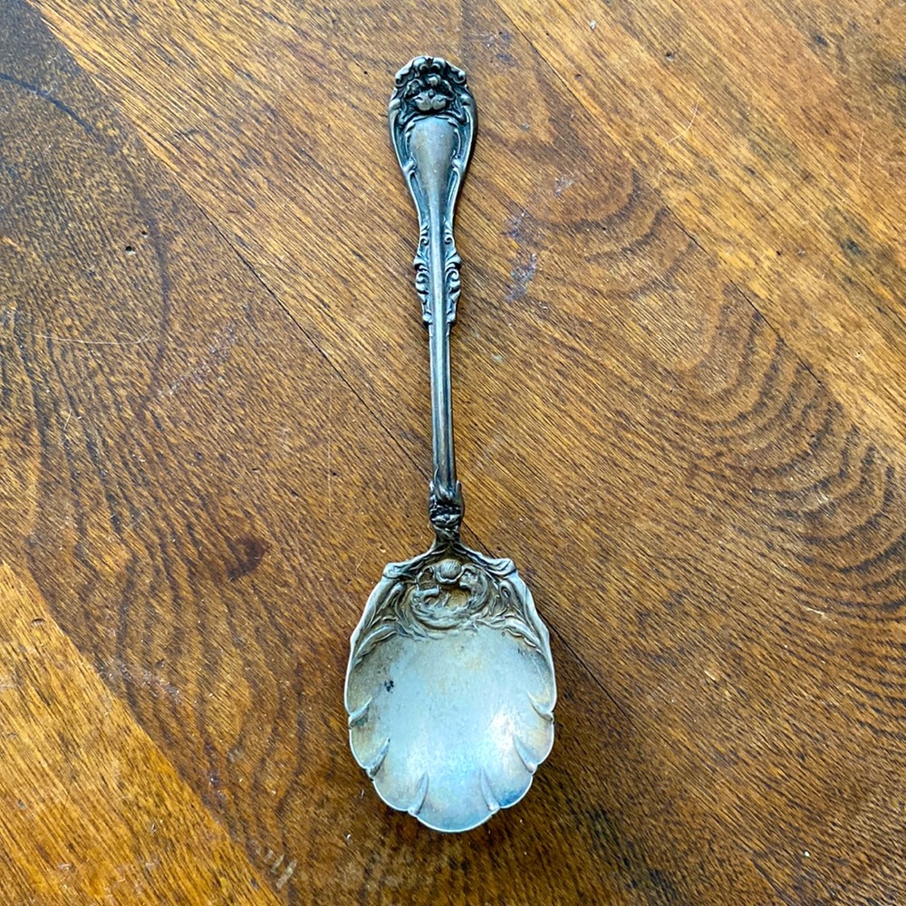 WMA ROGERS Antique Silver Ornate Sugar Spoon.
